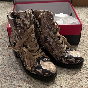 NWT Vince Camuto Snakeskin Lace-Up Ankle Boots